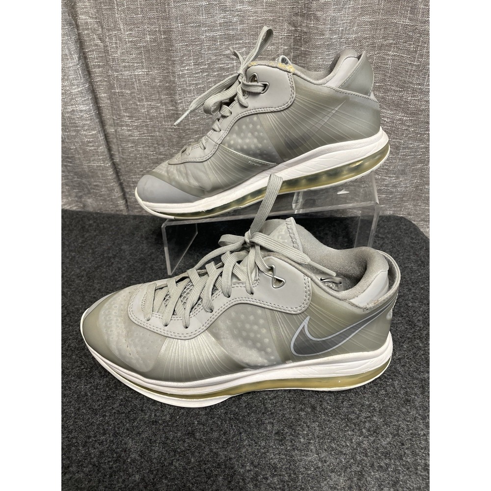 Nike Lebron 8 Low  Wolf Grey/Metallic Sneaker Size 7.5 Basketball 456849 002